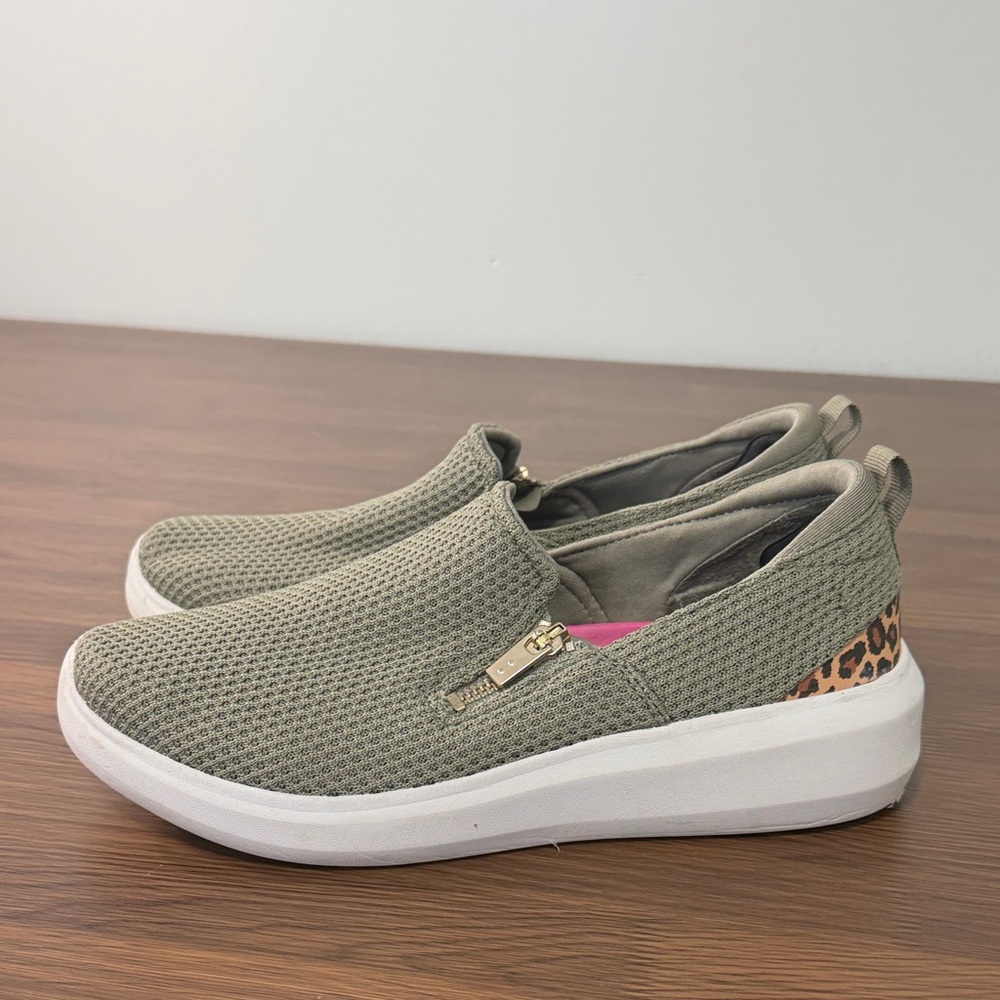 Ryka Echo Knit Slip On Sneakers Sage Green Leopard Print Womens 7W
